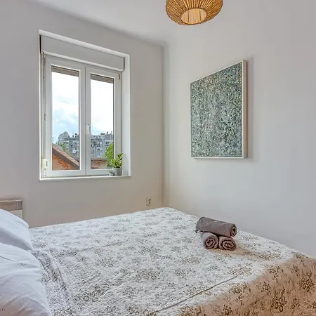 Spacious In Heart Of - Happy *